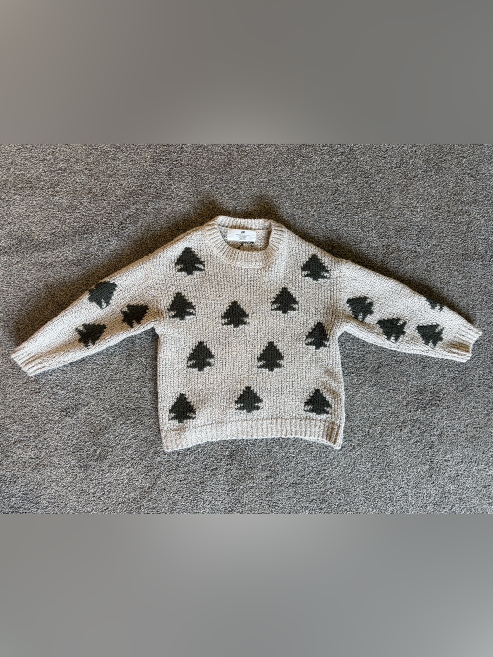 H&M Boys Jacquard-Knit Sweater 4-6YR Beige/Christmas Tree-used